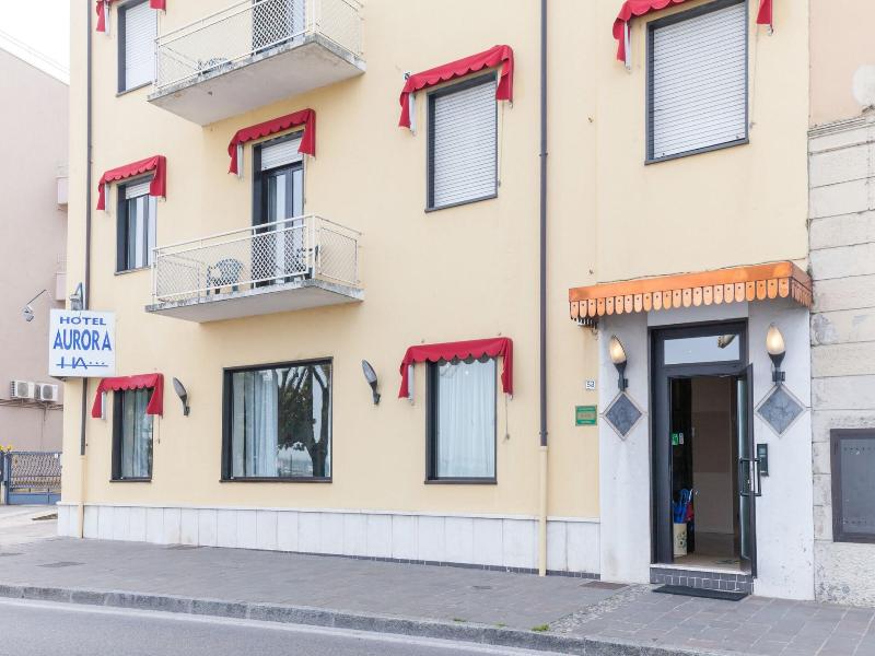 Hotel Aurora image
