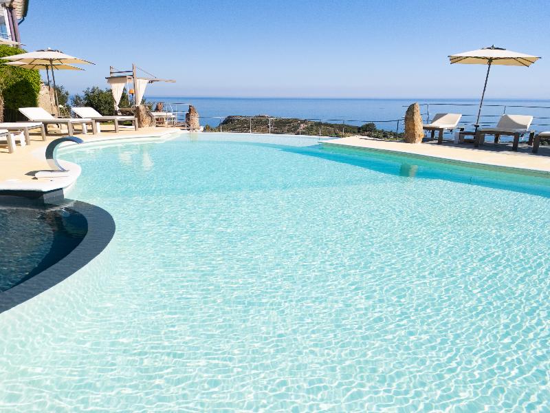 Bajaloglia Resort image