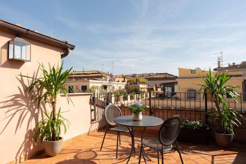 Stay in style at Hotel Della Conciliazione