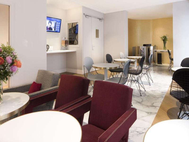 Nouvel Hotel Eiffel image