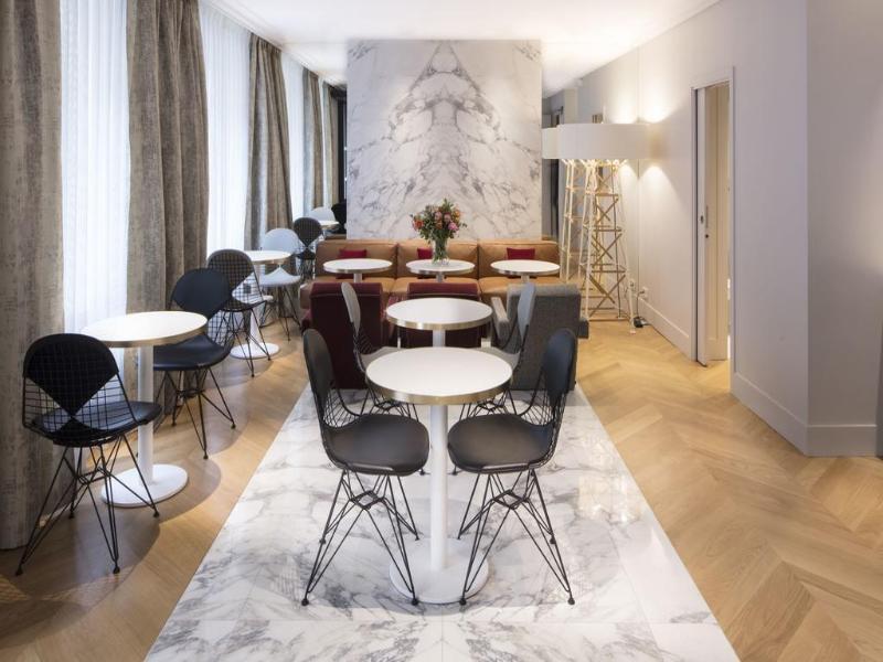 Nouvel Hotel Eiffel image