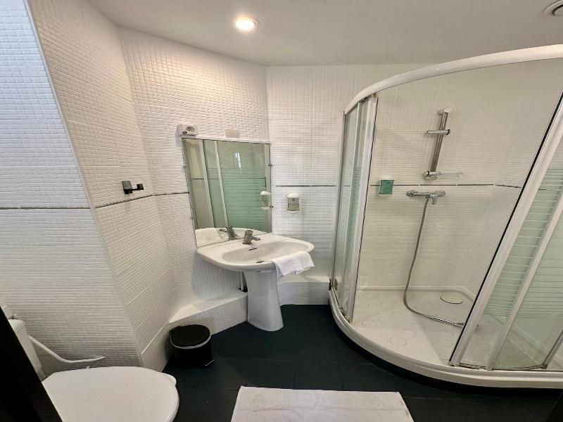 Hotel Victor Hugo image