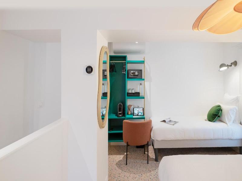 Trendy Canettes Hotel image