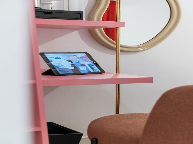 Trendy Canettes Hotel image