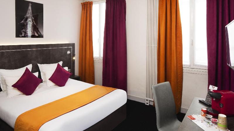 Hotel du Plat d'Etain image