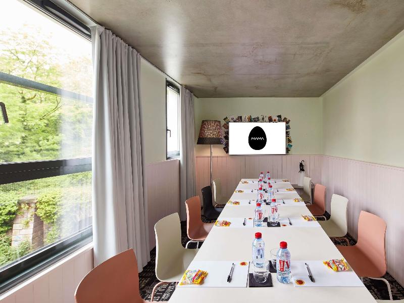 Mama Shelter Paris East image