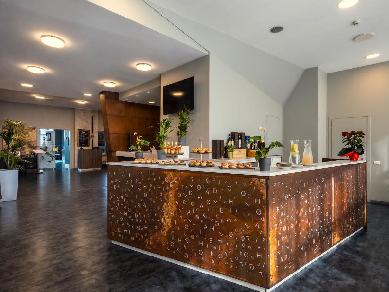 iH Hotels Milano Lorenteggio image