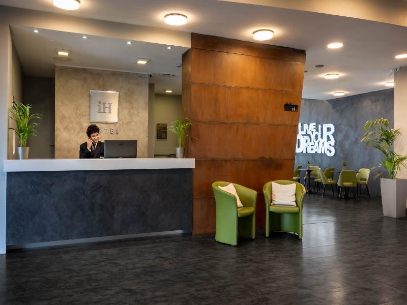 iH Hotels Milano Lorenteggio image