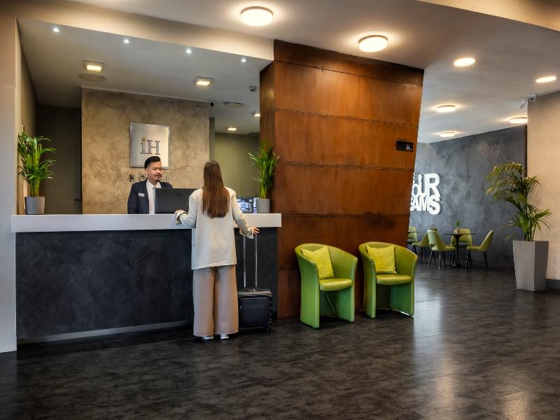 iH Hotels Milano Lorenteggio image