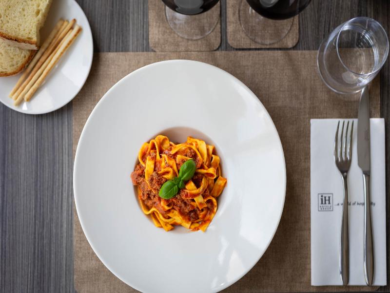 iH Hotels Milano Lorenteggio image