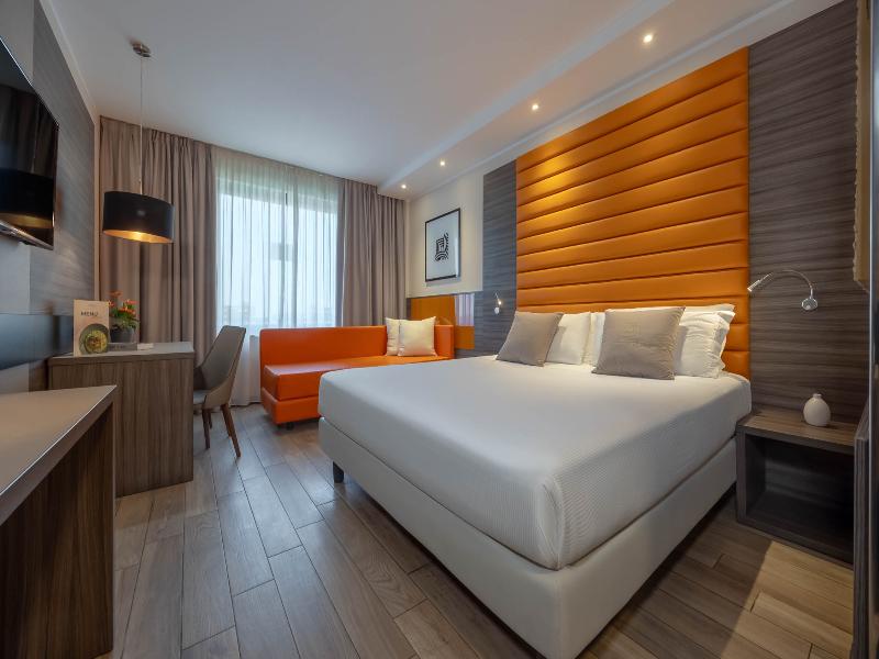 iH Hotels Milano Lorenteggio image