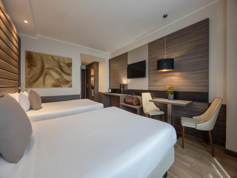 iH Hotels Milano Lorenteggio image