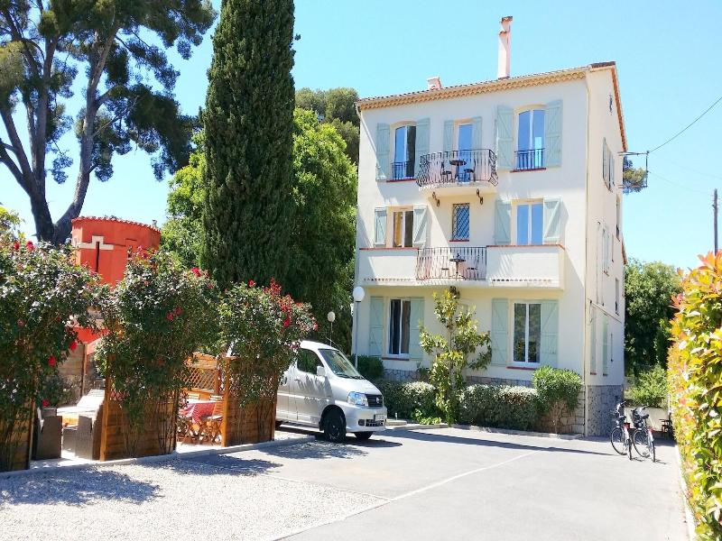 Kimi Residence image