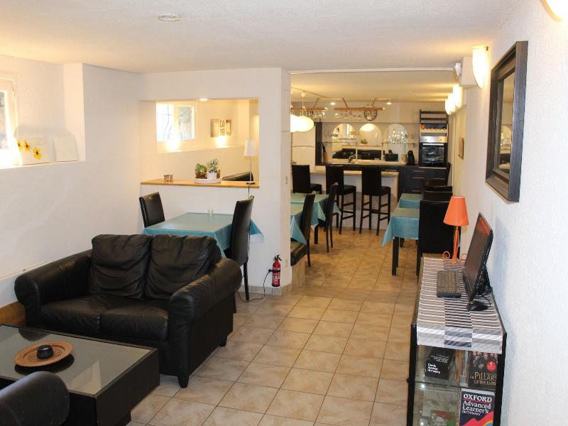 Kimi Residence image