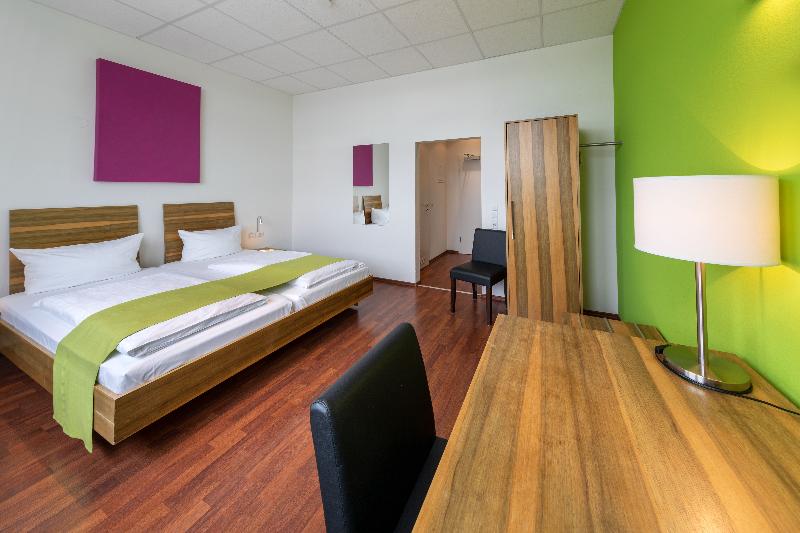AMH Airport Messe Hotel Stuttgart 3