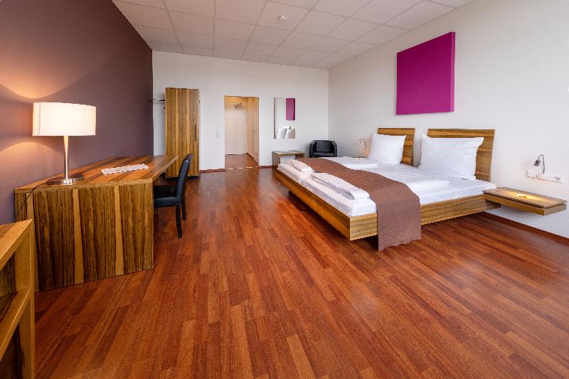 AMH Airport Messe Hotel Stuttgart 5