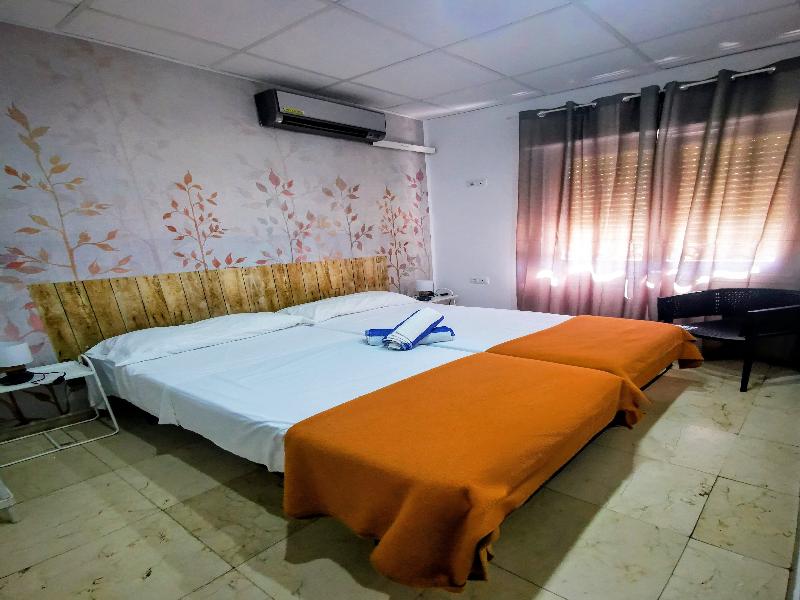 Feel Hostel City Center Malaga image