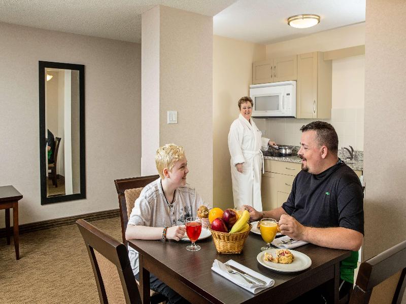 Campus Tower Suite Hotel image