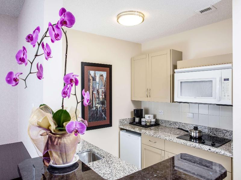Campus Tower Suite Hotel image