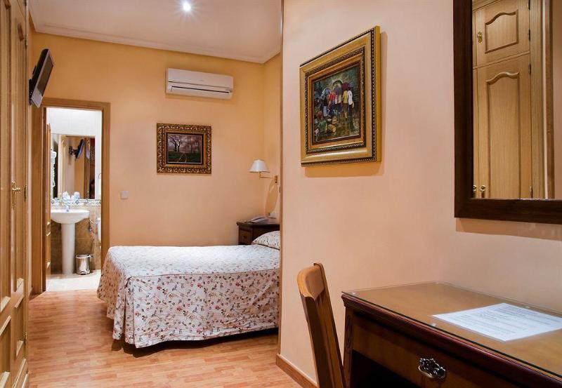 Hostal Oriente Hs image