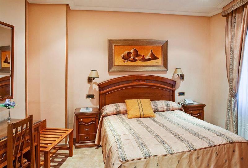 Hostal Oriente Hs image