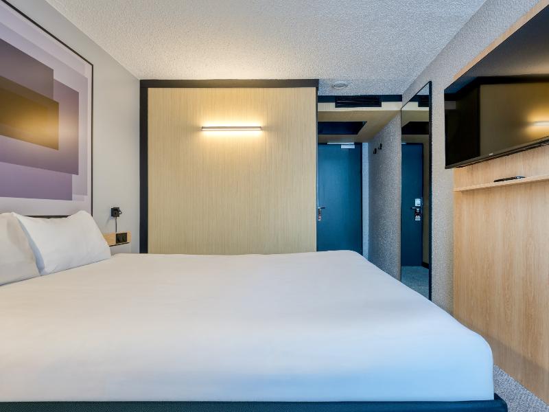 ibis Orly Chevilly Tram 7 image