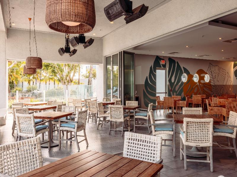 Hotel MdR Marina del Rey - a DoubleTree by Hilton image