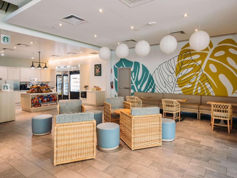 Hotel MdR Marina del Rey - a DoubleTree by Hilton image