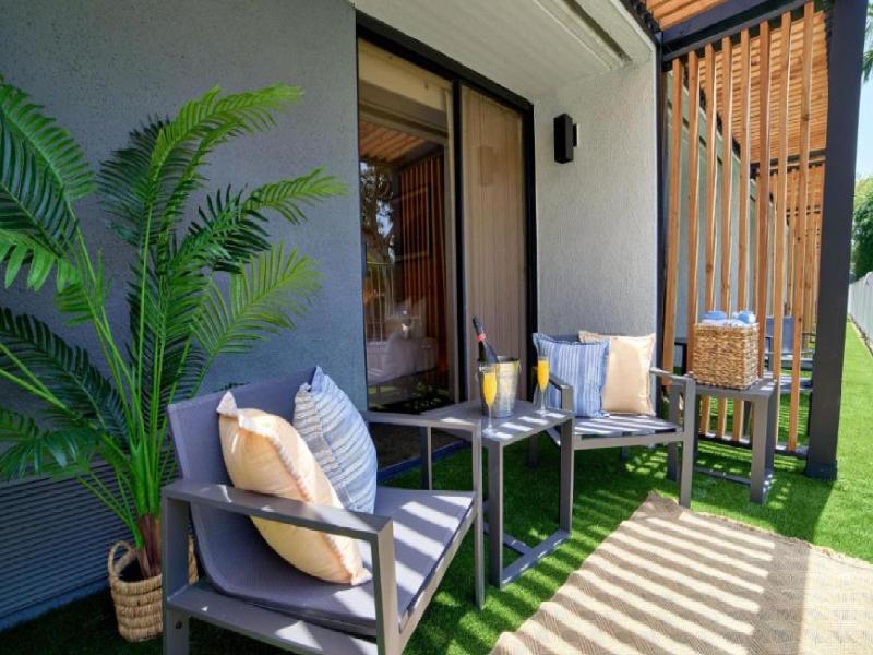 Hotel MdR Marina del Rey - a DoubleTree by Hilton image