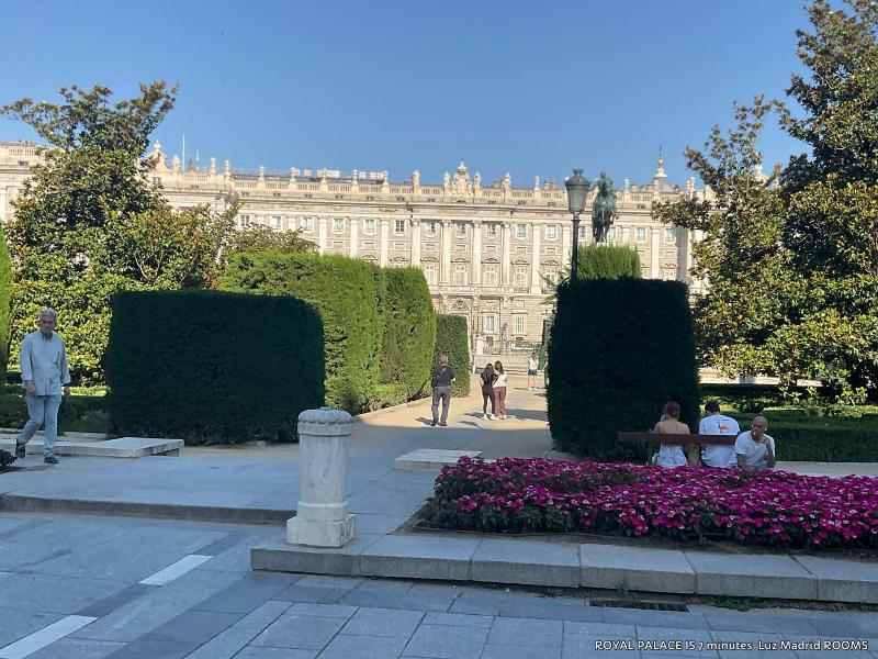 Luz Madrid Rooms image
