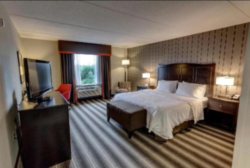 Hampton Inn Neptune/Wall image
