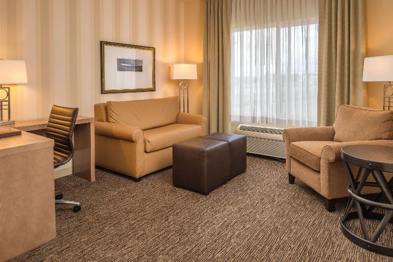 Doubletree By Hilton Beaverton image