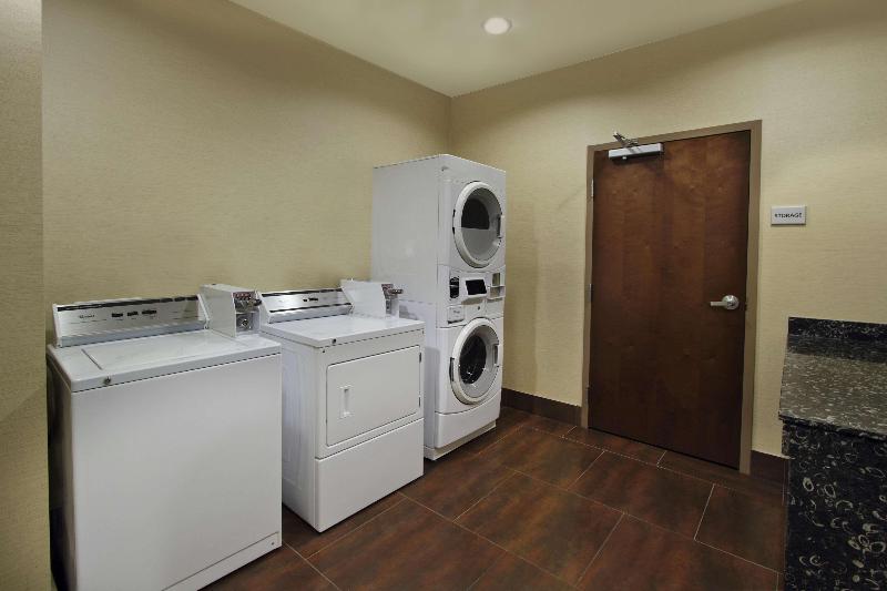 Hampton Inn Beeville image