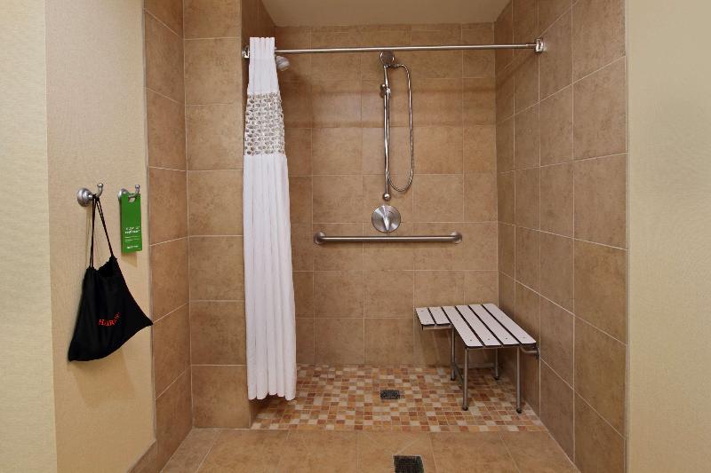 Hampton Inn Beeville image