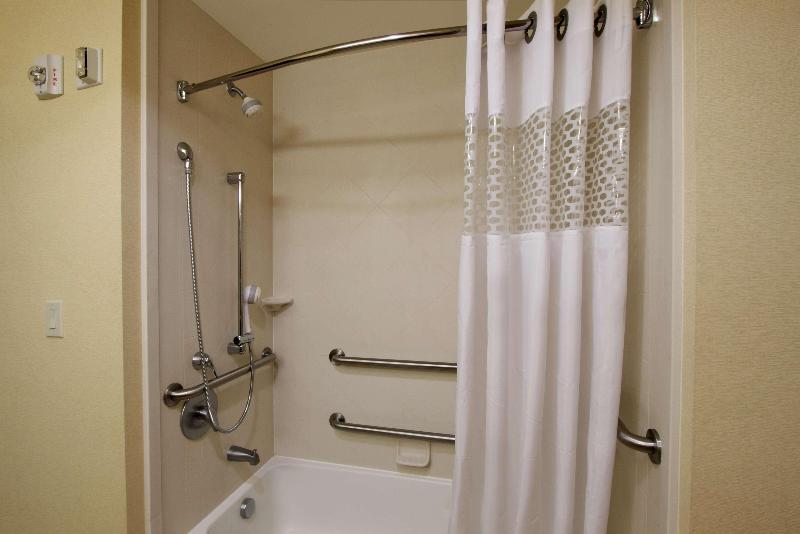 Hampton Inn Beeville image