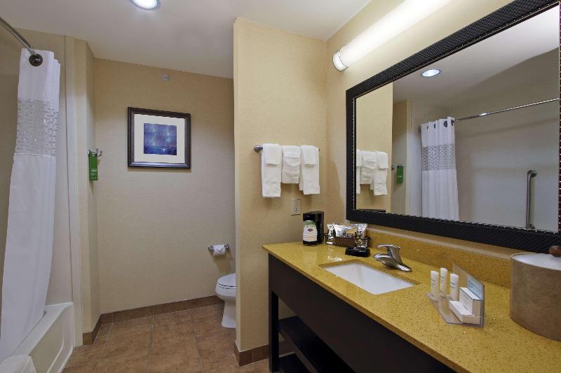 Hampton Inn Beeville image