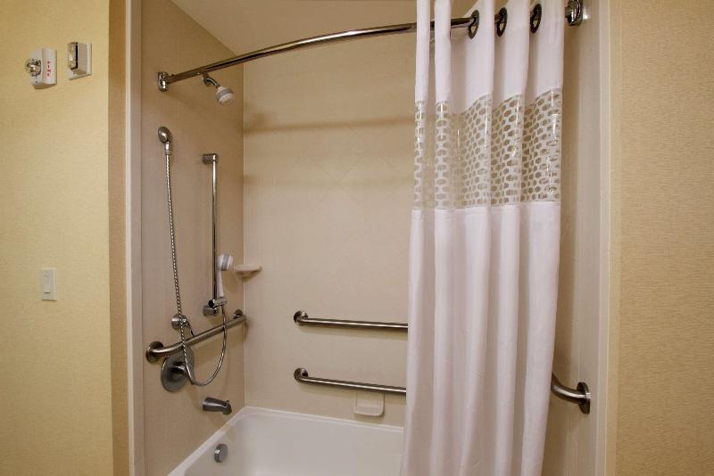 Hampton Inn Beeville image