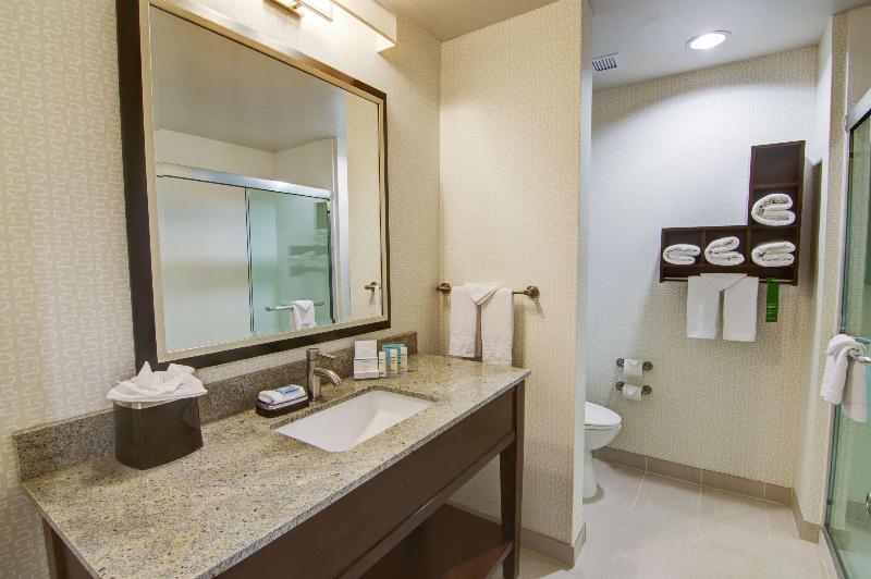Hampton Inn & Suites Trophy Club - Fort Worth Nort image