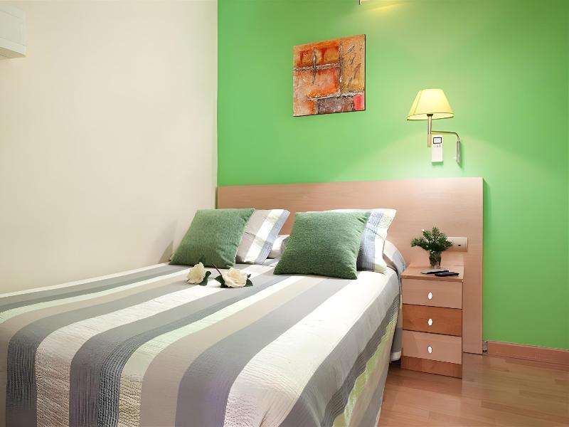 Hostal Felipe II image