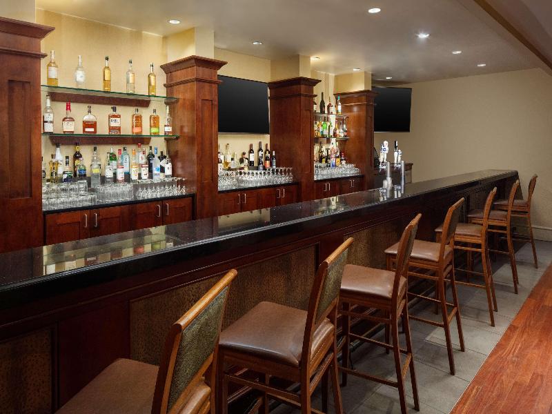 Doubletree By Hilton Boston North Shore image
