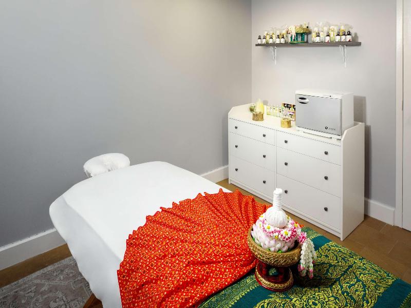 Doubletree By Hilton Boston North Shore image