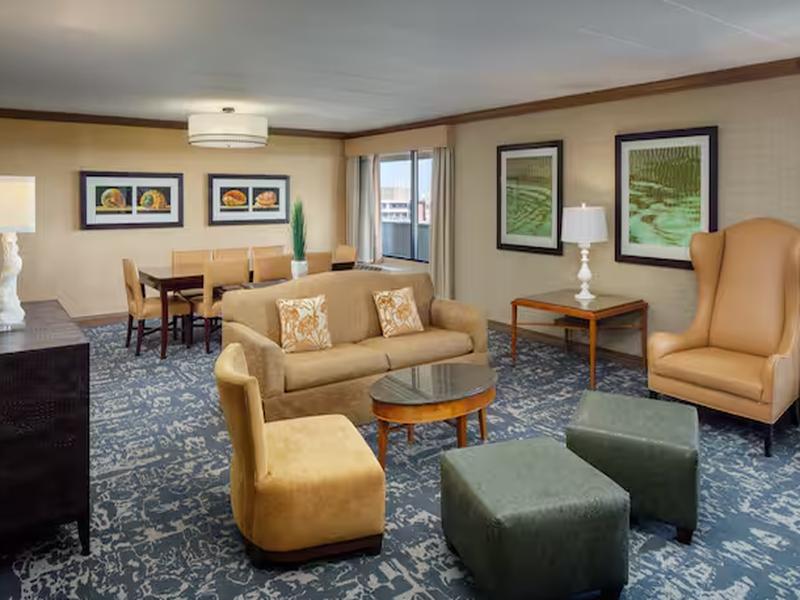 Doubletree By Hilton Boston North Shore image