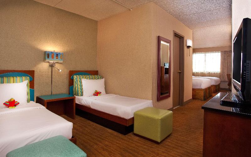 Doubletree By Hilton Boston North Shore image