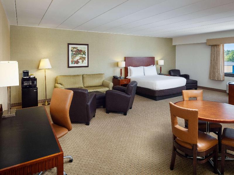 Doubletree By Hilton Boston North Shore image