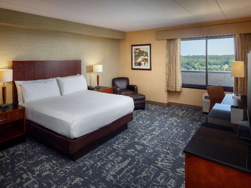 Doubletree By Hilton Boston North Shore image