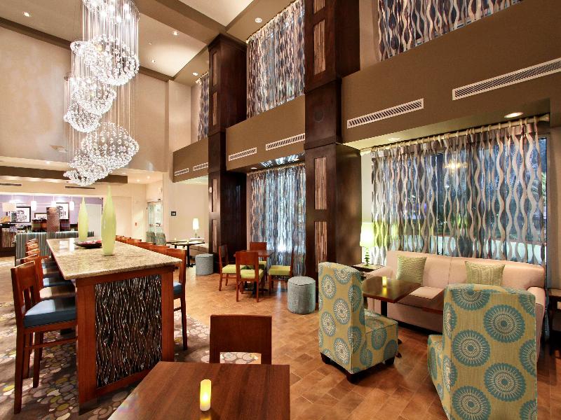 Hampton Inn and Suites Winnie image