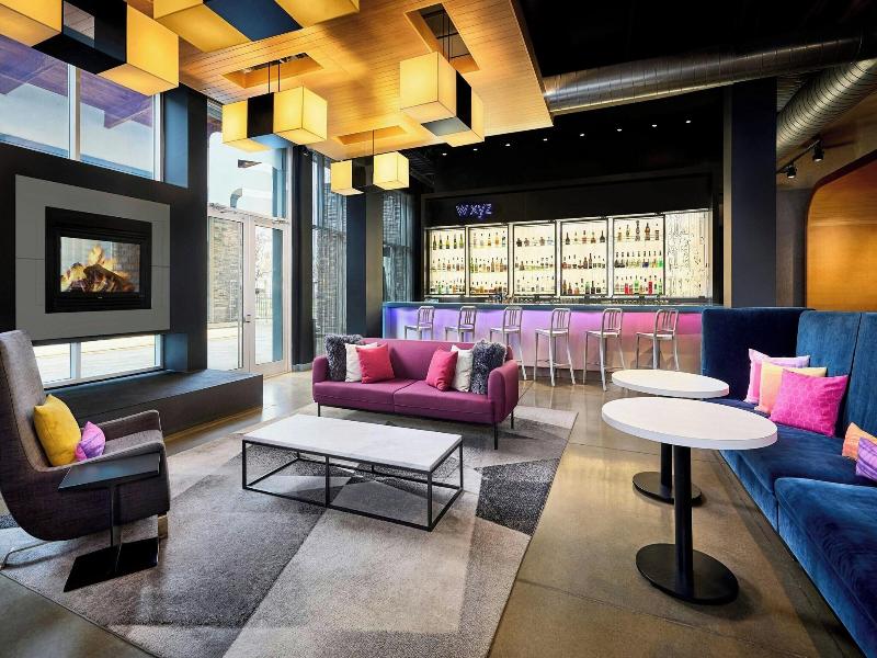Aloft Vaughan Mills image