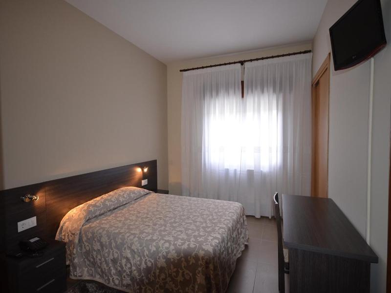 Hotel Susuqui image