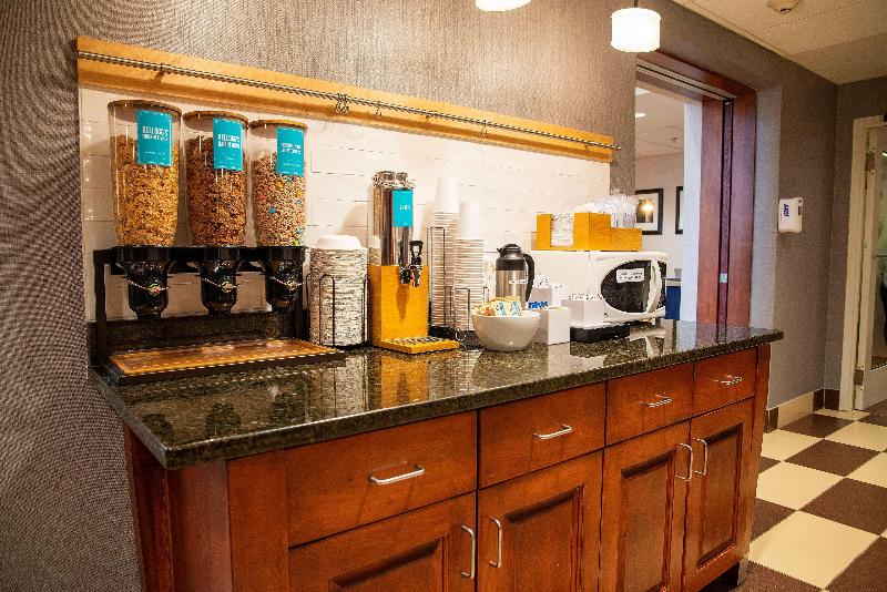 Hampton Inn & Suites Jacksonville image