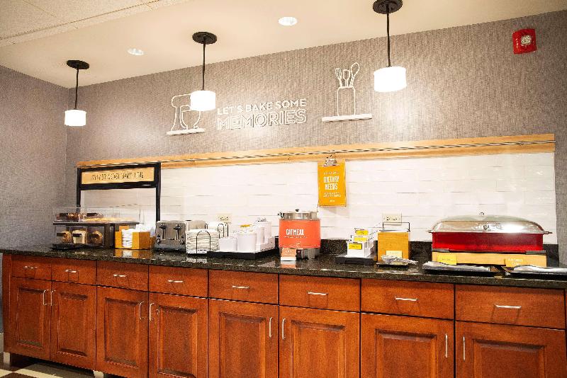 Hampton Inn & Suites Jacksonville image